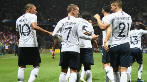 Francia buscará sus primeros tres puntos.