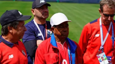 "Cascarita" Tapia ofreció sus palabras de motivación al grupo panameño en Saransk