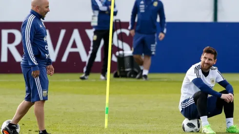 Messi y Sampaoli en el entrenamiento