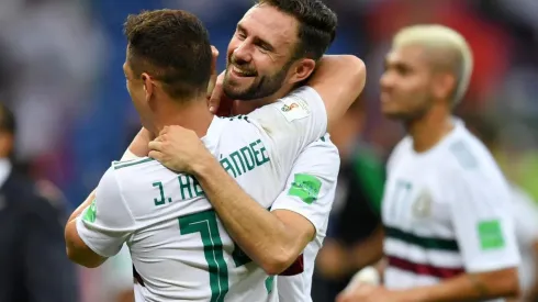 Chicharito y Layún se platinaron de cara al partido contra Brasil.