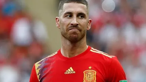 Sergio Ramos ensayó una mortal desde un yate minutos antes de la final del Mundial