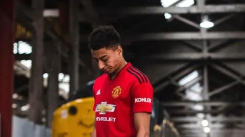 Manchester United presentó su nueva camiseta.