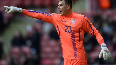 Andriy Lunin con la Selección de Inglaterra