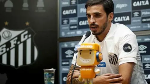 El costarricense no logró coincidir con el técnico saliente en su primer entrenamiento