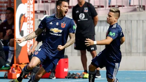 Mauricio Pinilla en la Universidad de Chile.