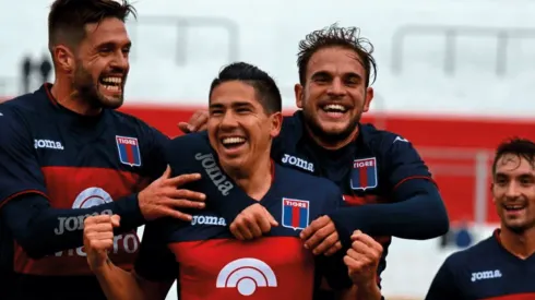 Tigre busca un lugar en octavos de final ante Central Córdoba.