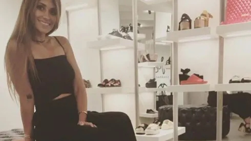 Antonella Roccuzzo y una foto junto a sus 3 hijos en la que salió hermosa