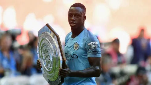 Guardiola le pidió al francés Mendy que por favor use menos las redes sociales.