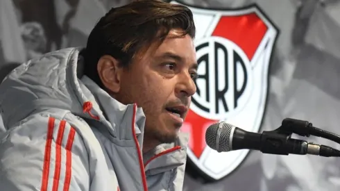 Gallardo opinó sobre Angelici cantando "una gallina matar"