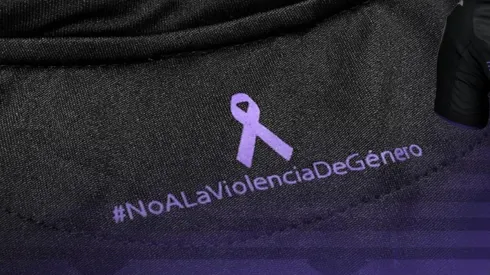En La Liga de España habrá una camiseta contra la violencia de género