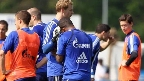 ¡Vivan los novios! Farfán y una broma para Neuer