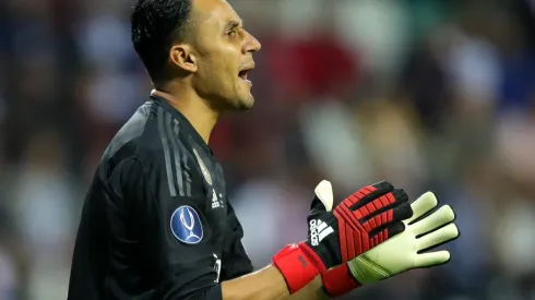 En la cara de Courtois, Keylor Navas recibió un nuevo galardón