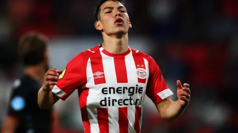 Barcelona ya sabe cuánto deberá pagar si en enero quiere quedarse con Chucky Lozano