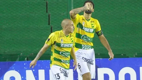 Barboza celebra su gol ante Banfield.