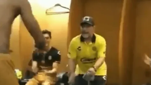 ES ÉL. El que medianamente conoce a Pelusa sabe que es capaz de cualquier cosa.