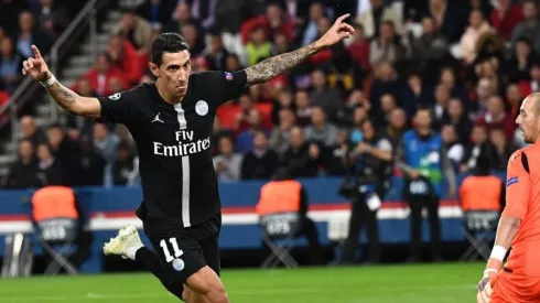 A Di María le pusieron un pase perfecto y durmió a toda la defensa