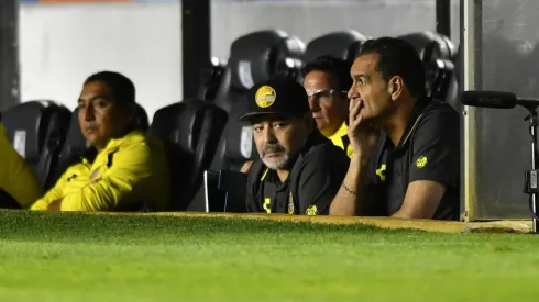 Dorados le dio más acreditaciones a la gente de Netflix que a los reporteros habituales.