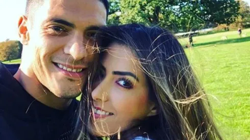 La novia de Raúl Jiménez posó en la bañera y enloqueció a Instagram