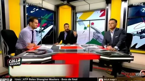 Acalorada discusión en Calla y Escucha por los naturalizados