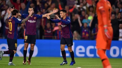 Messi lo vio libre y Coutinho la colgó de un ángulo a los 2 minutos de partido