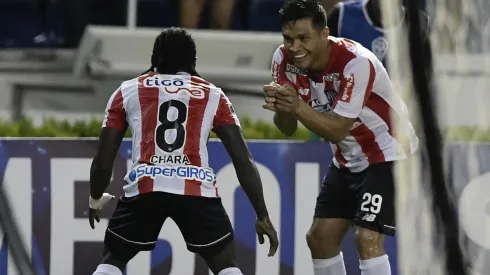 Junior vs Defensa y Justicia por la Copa Sudamericana.