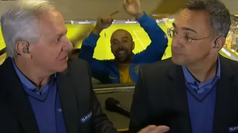 El gesto de un hincha de Boca que interrumpió una transmisión de Brasil