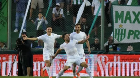 Estudiantes se quedó con tres puntos muy importantes.