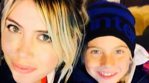 Wanda junto a Valentino.