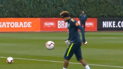 Ney tiró magia en la práctica.