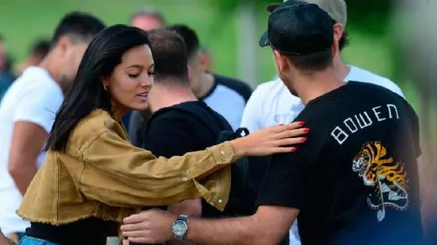 Oriana junto a la familia del cordobés en la práctica.