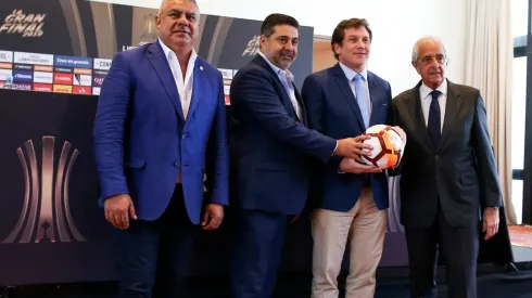 Foto de los presidentes de estas partes.