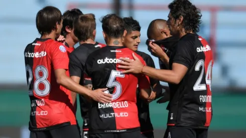 Aldosivi vs Newell's por la Superliga.