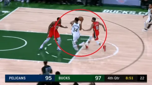 Giannis Antetokounmpo sella la victoria con una clavada de costa a costa