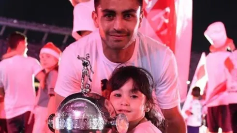 "Felices los 2", la foto más tierna del Pity Martínez en sus vacaciones