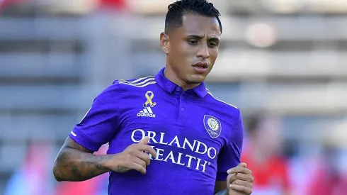 Yotún es nuevo jugador del Cruz Azul.