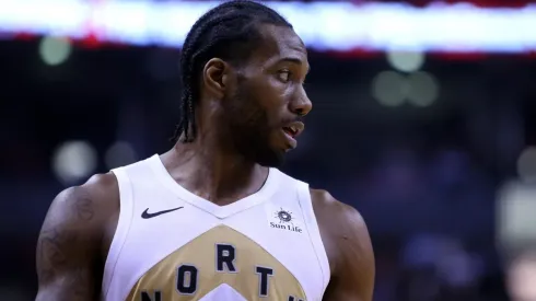 Fanáticos de los Spurs amenazan de muerte a Kawhi Leonard y su familia