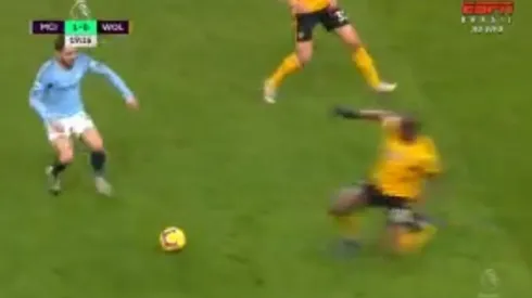 Willy Boly se fue expulsado de forma temprana.