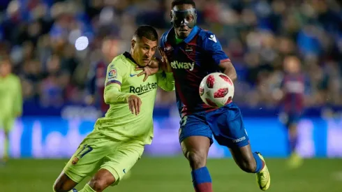 Murillo titular con el Barcelona en el duelo por la clasificación