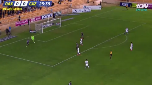 El arquero de Cruz Azul le regaló el primer tanto a Alebrijes.