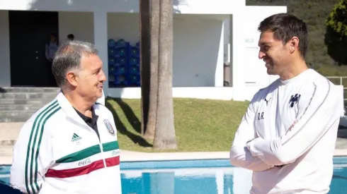 ¿Rogelio selección?: Martino visitó el entrenamiento del Rayados y le sacaron una gran foto con Funes Mori