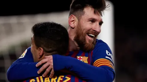 Foto de Lionel Messi junto a Luis Suárez.