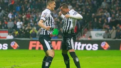 Funes Mori se divierte en el entrenamiento de Rayados.