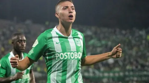 Deportivo La Guaira vs Atlético Nacional por la Copa Libertadores.