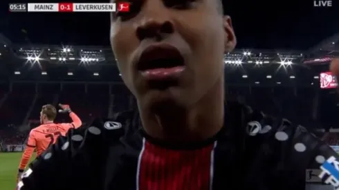 El festejo de Wendell ante la cámara.