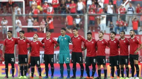 Independiente sonrió ante su gente.