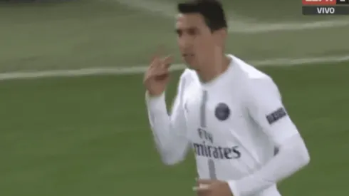 Todo Old Trafford lo silbaba y Di María pidió ¡que lo abucheen aún más!