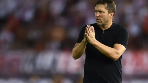 Racing ya le empezó a rezar a Boca y San Alfaro