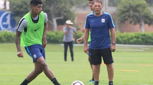 Se viste de estratega: el plan de Russo para festejar contra Sporting Cristal