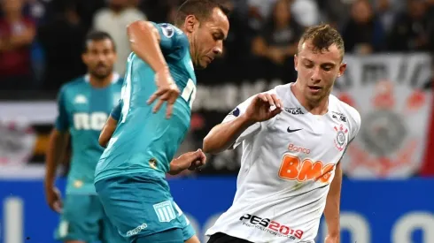 Racing vs Corinthians por la Copa Sudamericana.
