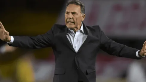 Sigue enojado: Russo señaló a la FPF como culpable de una posible eliminación temprana de la Copa